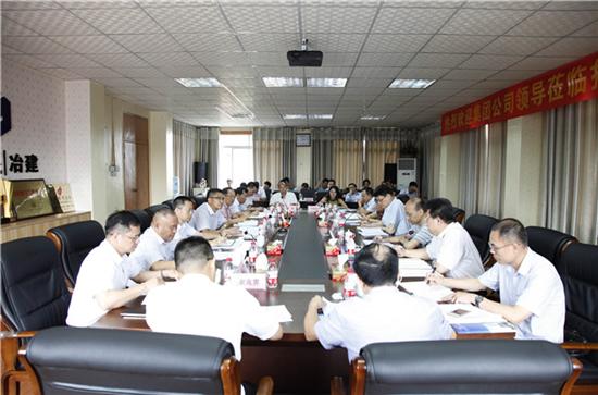 “十六字”指明冶建改革發(fā)展方向——集團(tuán)公司董事長金寧運到冶建公司調(diào)研指導(dǎo)工作