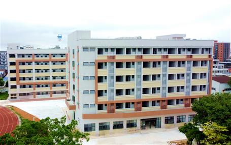 【錨定目標 奮力沖刺】冶建桂華分公司柳州市第二十七中學(xué)項目順利通過竣工驗收