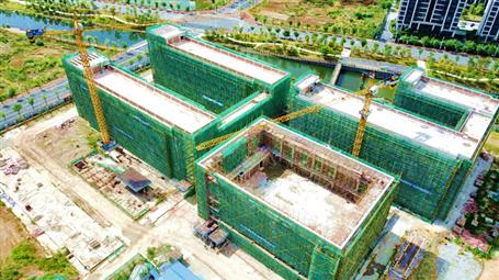 【奮戰(zhàn)三季度 打贏攻堅(jiān)戰(zhàn)】柳州市明德小學(xué)2#、3#教學(xué)樓主體結(jié)構(gòu)通過(guò)驗(yàn)收